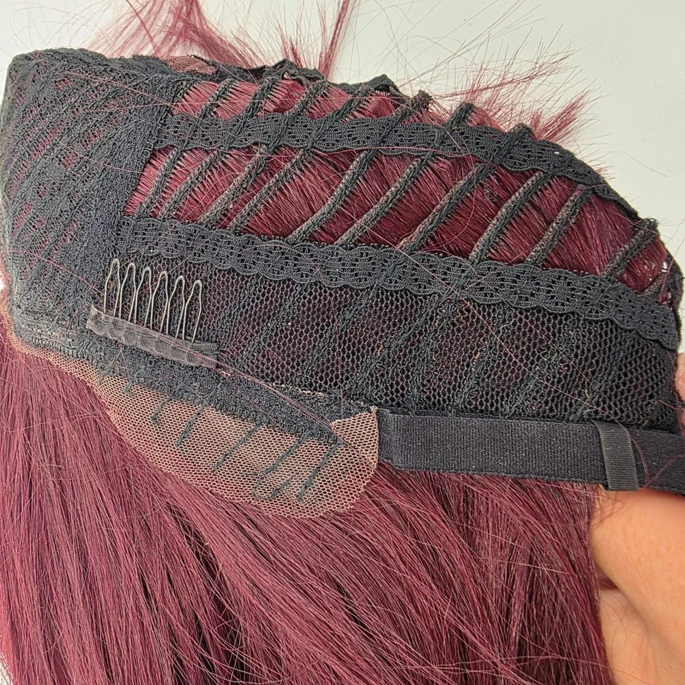 Bobbi Boss Premium Synthetic Lace Front Wig Burgundy Wine Red Short Layered Bob